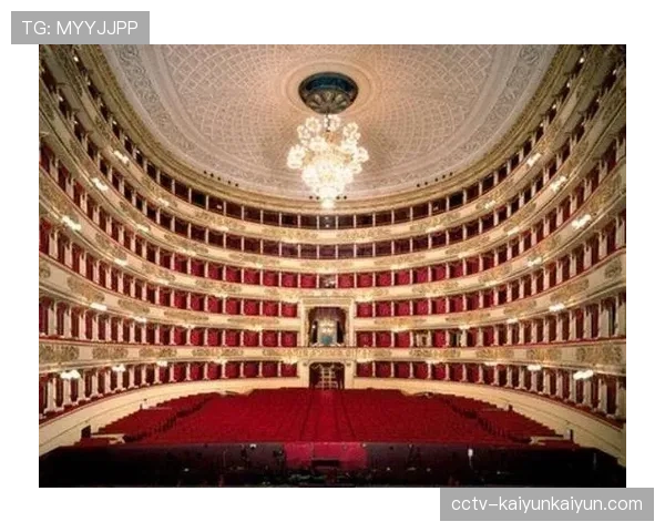 特写：欧冠主题交响乐在米兰斯卡拉歌剧院上演，足球文化融入高雅艺术殿堂。